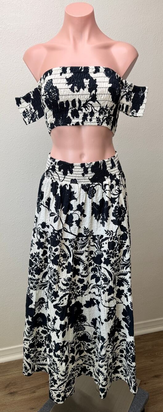 NWT Misa Los Angeles Womens Black White Floral Set XS